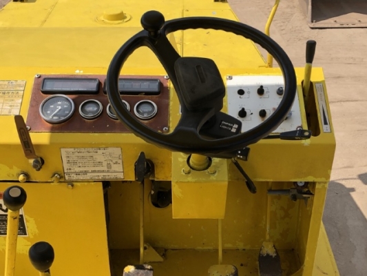 ขายรถบด 7 ล้อ KAWASAKI K20WII นำเข้าเองจากญี่ปุ่น สภาพสวยพร้อมใช้ มีVDOการทำงานครับ