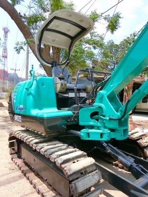 KOBELCO SK025 ขนาดPC-25 <มีVDOให้ชม>คอลโทนสั้นปั๊มนิ้ว รถเก่านอกมีเอกสาร☎️ติดต่อ 085-5632278<ราคาต่อรองได้>