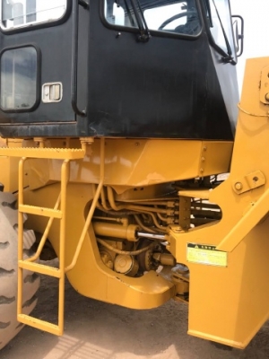 ขายรถตักล้อยาง CAT 936Z (4,XXX ชั่วโมง) นำเข้าเองจากญี่ปุ่น สภาพสวยพร้อมใช้ มีVDOการทำงานครับ