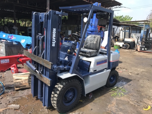 รถโฟล์คลิฟท์ รถโฟล์คลิฟท์