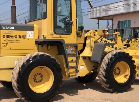 ขายรถตักล้อยาง KOMATSU WA100-3E นำเข้าเองจากญี่ปุ่น สภาพสวยพร้อมใช้ มีVDOการทำงานครับ