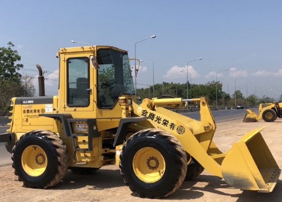 ขายรถตักล้อยาง KOMATSU WA100-3E นำเข้าเองจากญี่ปุ่น สภาพสวยพร้อมใช้ มีVDOการทำงานครับ