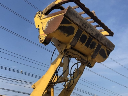 ขายรถตักล้อยาง KOMATSU WA100-5 แขนยาวพิเศษ นำเข้าเองจากญี่ปุ่น สภาพสวยพร้อมใช้ มีVDOการทำงานครับ ขายรถตักล้อยาง KOMATSU WA100-5 แขนยาวพิเศษ นำเข้าเองจากญี่ปุ่น สภาพสวยพร้อมใช้ มีVDOการทำงานครับ