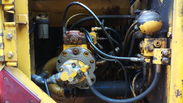 ขายรถแบคโฮ KOBELCO SK120-3 ขายรถแบคโฮ KOBELCO SK120-3