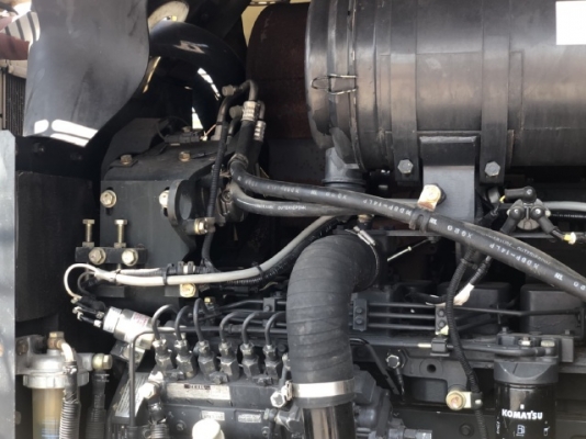 ขายรถตักล้อยาง KOMATSU WA320-5 นำเข้าเองจากญี่ปุ่น สภาพสวยพร้อมใช้ มีVDOการทำงานครับ