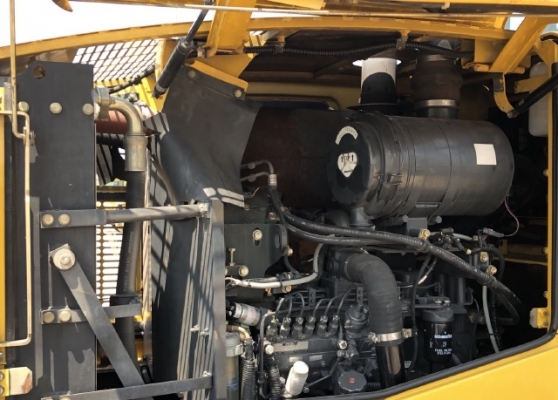 ขายรถตักล้อยาง KOMATSU WA320-5 นำเข้าเองจากญี่ปุ่น สภาพสวยพร้อมใช้ มีVDOการทำงานครับ