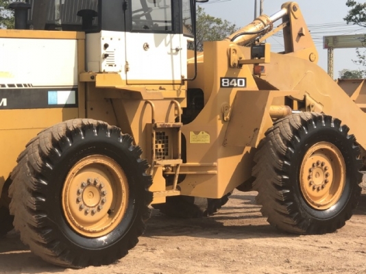 ขายรถตักล้อยาง TCM 840-2 แขนยาวพิเศษ นำเข้าเองจากญี่ปุ่น สภาพสวยพร้อมใช้ มีVDOการทำงานครับ ขายรถตักล้อยาง TCM 840-2 แขนยาวพิเศษ นำเข้าเองจากญี่ปุ่น สภาพสวยพร้อมใช้ มีVDOการทำงานครับ