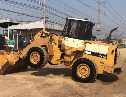 ขายรถตักล้อยาง TCM 840-2 แขนยาวพิเศษ นำเข้าเองจากญี่ปุ่น สภาพสวยพร้อมใช้ มีVDOการทำงานครับ ขายรถตักล้อยาง TCM 840-2 แขนยาวพิเศษ นำเข้าเองจากญี่ปุ่น สภาพสวยพร้อมใช้ มีVDOการทำงานครับ