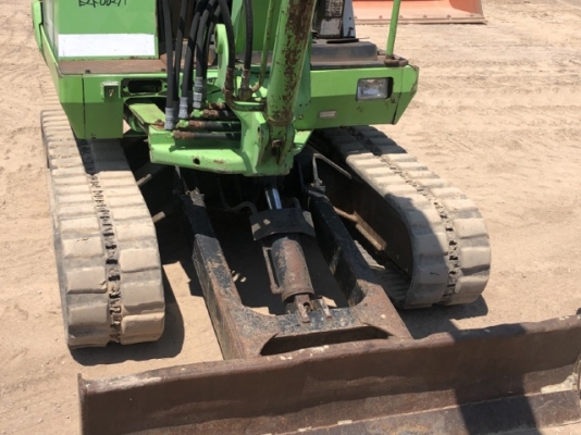 ขายรถขุด MITSUBISHI MM35 คอลโทรลสั้น ปั้มนิ้ว นำเข้าเองจากญี่ปุ่น สภาพสวยพร้อมใช้ มีVDOการทำงานครับ