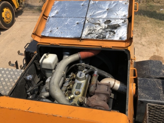 ขายรถเครน TADANO TR250M-6 (ขนาด 25 ตัน) ปี 2000 นำเข้าเองจากญี่ปุ่น สภาพสวยพร้อมใช้ มีVDOการทำงานครับ