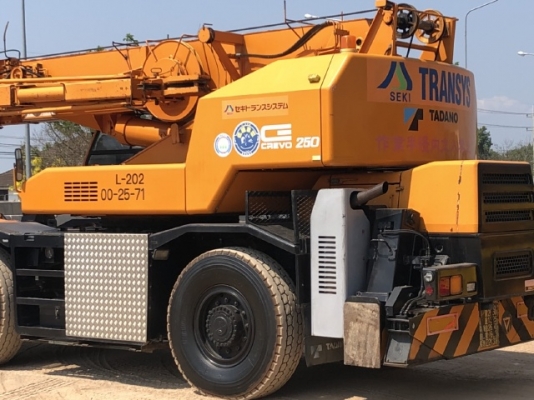 ขายรถเครน TADANO TR250M-6 (ขนาด 25 ตัน) ปี 2000 นำเข้าเองจากญี่ปุ่น สภาพสวยพร้อมใช้ มีVDOการทำงานครับ