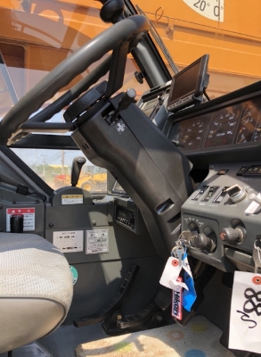 ขายรถเครน TADANO TR250M-6 (ขนาด 25 ตัน) ปี 2000 นำเข้าเองจากญี่ปุ่น สภาพสวยพร้อมใช้ มีVDOการทำงานครับ