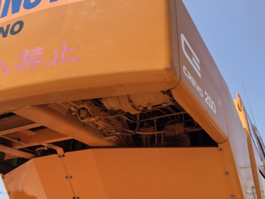 ขายรถเครน TADANO TR250M-6 (ขนาด 25 ตัน) ปี 2000 นำเข้าเองจากญี่ปุ่น สภาพสวยพร้อมใช้ มีVDOการทำงานครับ