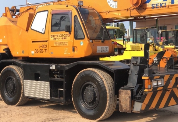 ขายรถเครน TADANO TR250M-6 (ขนาด 25 ตัน) ปี 2000 นำเข้าเองจากญี่ปุ่น สภาพสวยพร้อมใช้ มีVDOการทำงานครับ