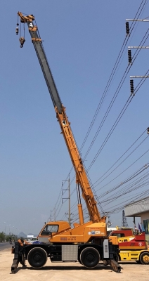 ขายรถเครน TADANO TR250M-6 (ขนาด 25 ตัน) ปี 2000 นำเข้าเองจากญี่ปุ่น สภาพสวยพร้อมใช้ มีVDOการทำงานครับ