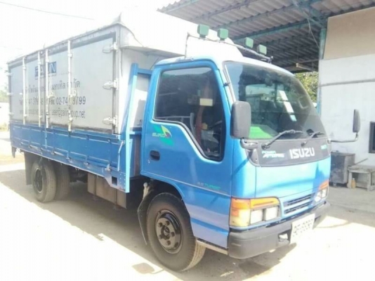 ขาย6 ล้อกลาง EURO2 ISUZU NKR 130 แรงม้า Turbo * ยาว 4.30 ม.* รถสวยเดิมทั้งคัน+สภาพพร้อมใช้งาน * รถห้