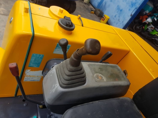 รถขุดขนาด3.5ตัน คูโบต้าk035 ปั้มนิ้ว คอนโทลน้ำมัน 4สูบ สภาพเก่าญี่ปุ่นไม่เคยใช้งานในไทย รถพร้อมใช้งาน เอวสวิงดี เครื่องยนต์แน่น ราคา395,000บาทชม.การทำงานน้อย 3200ชม. รับรองคุณภาพสนใจติดต่อ #kpgแทรคเตอร์ 081-8416818 083-4355829 ติดต่อสอบถามได้ที่  กดไ