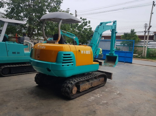 รถขุดขนาด3.5ตัน คูโบต้าk035 ปั้มนิ้ว คอนโทลน้ำมัน 4สูบ สภาพเก่าญี่ปุ่นไม่เคยใช้งานในไทย รถพร้อมใช้งาน เอวสวิงดี เครื่องยนต์แน่น ราคา395,000บาทชม.การทำงานน้อย 3200ชม. รับรองคุณภาพสนใจติดต่อ #kpgแทรคเตอร์ 081-8416818 083-4355829 ติดต่อสอบถามได้ที่  กดไ