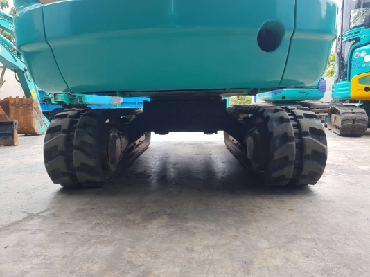 รถขุดขนาด3.5ตัน คูโบต้าk035 ปั้มนิ้ว คอนโทลน้ำมัน 4สูบ สภาพเก่าญี่ปุ่นไม่เคยใช้งานในไทย รถพร้อมใช้งาน เอวสวิงดี เครื่องยนต์แน่น ราคา395,000บาทชม.การทำงานน้อย 3200ชม. รับรองคุณภาพสนใจติดต่อ #kpgแทรคเตอร์ 081-8416818 083-4355829 ติดต่อสอบถามได้ที่  กดไ