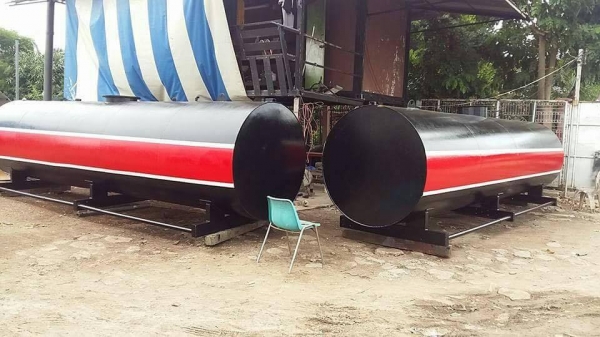 จัดส่งสินค้าทุกวันไม่มีวันหยุดครับ ใกล้ไกลเราไปได้หมด ถังน้ำมันสวยๆ เครื่องมือเครื่องใช้เพิ่มเติม ติดต่อเราได้เลยครับ