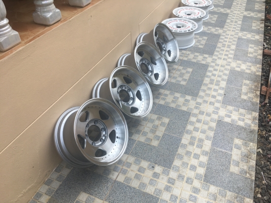 ล้อขอบ15 กว้าง8นิ้ว ล้อขอบ15 กว้าง8นิ้ว