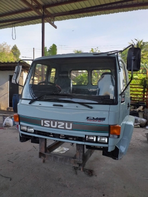 อีซูซุล้อกกี้