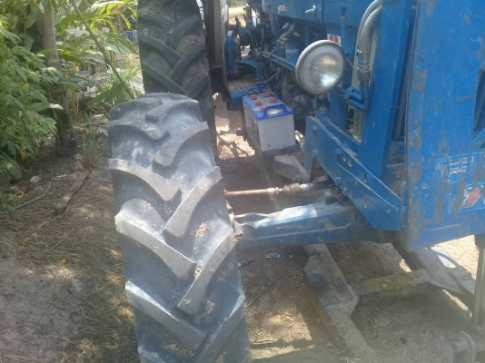 ขายรถไถ 7610 ขายรถไถ 7610