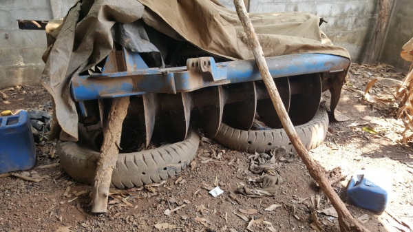 ขายรถไถ 7610 ขายรถไถ 7610