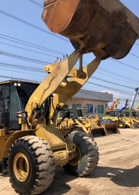 ขายรถตักล้อยาง CAT 950K ปี 2014 นำเข้าเองจากญี่ปุ่น สภาพสวยพร้อมใช้ มีVDOการทำงานครับ ขายรถตักล้อยาง CAT 950K ปี 2014 นำเข้าเองจากญี่ปุ่น สภาพสวยพร้อมใช้ มีVDOการทำงานครับ