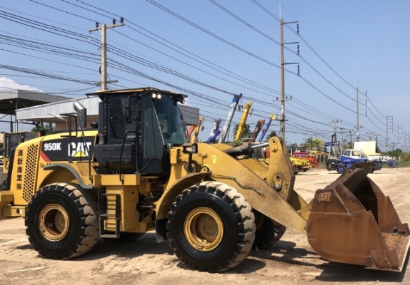 ขายรถตักล้อยาง CAT 950K ปี 2014 นำเข้าเองจากญี่ปุ่น สภาพสวยพร้อมใช้ มีVDOการทำงานครับ ขายรถตักล้อยาง CAT 950K ปี 2014 นำเข้าเองจากญี่ปุ่น สภาพสวยพร้อมใช้ มีVDOการทำงานครับ