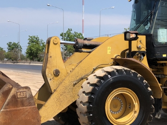 ขายรถตักล้อยาง CAT 950K ปี 2014 นำเข้าเองจากญี่ปุ่น สภาพสวยพร้อมใช้ มีVDOการทำงานครับ ขายรถตักล้อยาง CAT 950K ปี 2014 นำเข้าเองจากญี่ปุ่น สภาพสวยพร้อมใช้ มีVDOการทำงานครับ