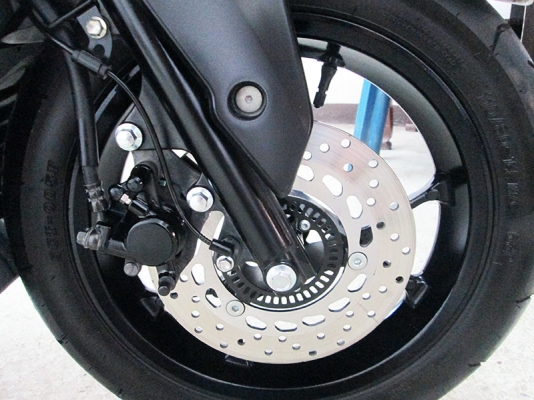 (โอนฟรี) ขาย Yamaha Aerox ตัว TOP มี ABS ปี 2018 สภาพสวยเดิมๆ แรงด้วยเรื่อง 155 CC