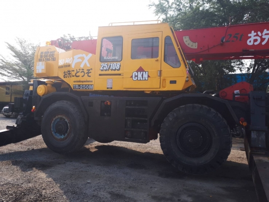 ขายเครน 25ตัน M4+เซฟตี้ 100\% +เล่มทะเบียน โทร. 096-9426519