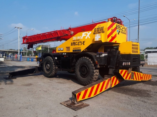 ขายเครน 25ตัน M4+เซฟตี้ 100\% +เล่มทะเบียน โทร. 096-9426519