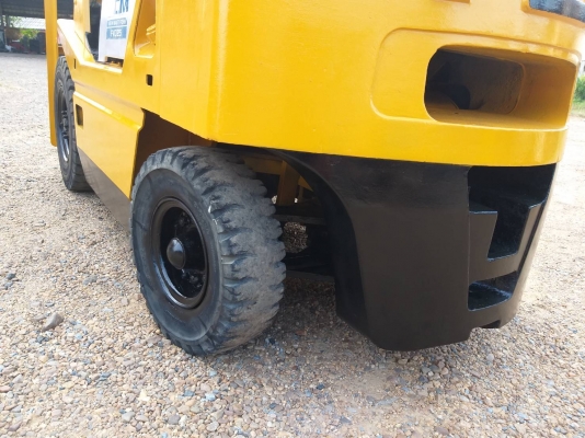 ขายรถยก TCM FD25 Z1 เครื่องดีเซล C240 เสาสูง 4 เมตร ยกได้ 2.5 ตัน เกียร์ธรรมดา ยางตันหน้า-หลัง รถนอกนำเข้า ติดต่อ 098-7962549