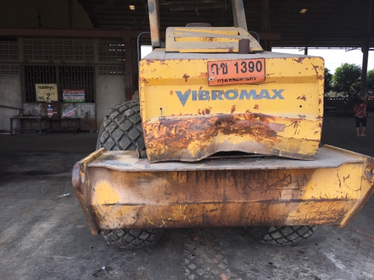 ขาย 695,000 VIBROMAX w 1105 เล่มทะเบียน 2 เพลา 2 เปลือก เครื่องดี ปั้มสั่นแรง ยางดี เอวแน่น รถสวยพร้