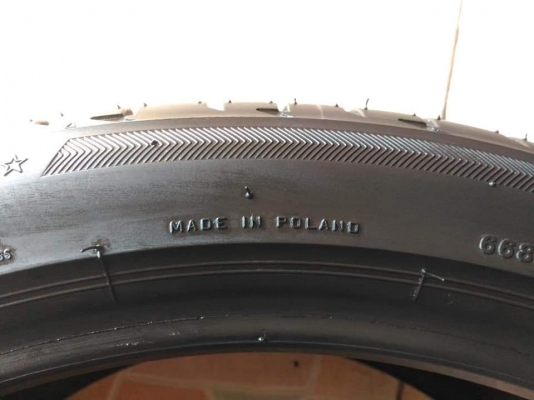 ยาง\% คัดสภาพ Bridgestone Potenza S001(run flat) 245/40R20,275/35R20 ผลิตปลายปี 2015(ลงพื้น 2017)ยาง
