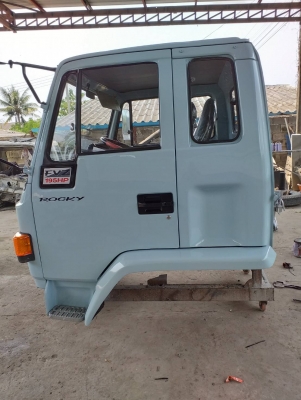 อีซุซุล็อคกี้