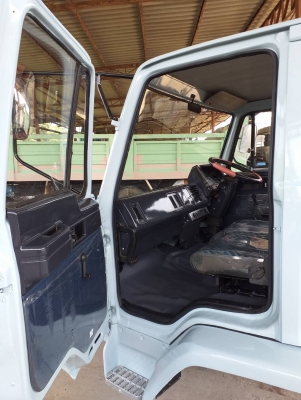 อีซุซุล็อคกี้