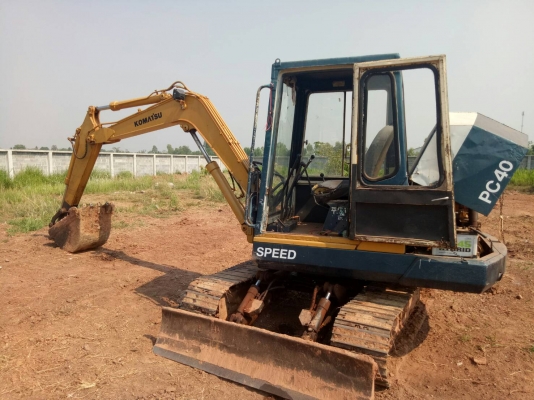 ขายรถแบคโฮ KOMATSU PC40-3