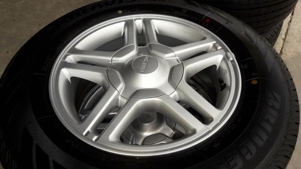 ขายล้อแม็กป้ายแดงถอดศูนย์ dmax 16"