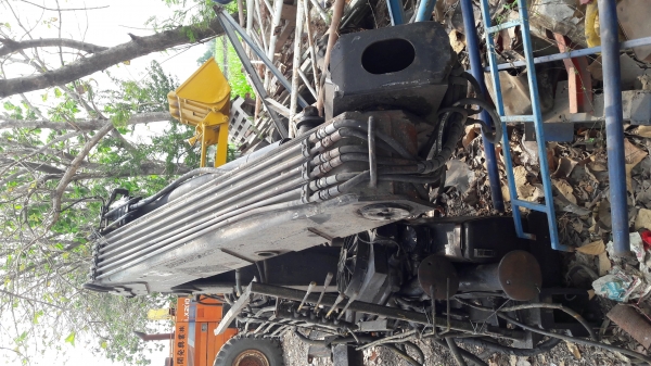 ขายเครนพับ HIAB 105-2 ขนาด 4.5 ตัน นำเข้า โทร084-5424150 line id : rapinzat