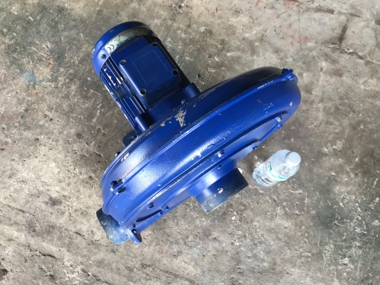 ขายโบลเวอร์แรงดันสูง ใบเทอโบ 1HP. 380V สภาพสวย หมุนนิ่ม ให้ลมแรง พร้อมใช้งาน