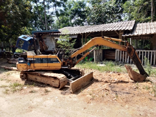 มี VDO ให้ชม.KOMATSU PC40-6 มีหัวคีปปุ้งกี๋ราคา 250,000 มี VDO ให้ชม.KOMATSU PC40-6 มีหัวคีปปุ้งกี๋ราคา 250,000
