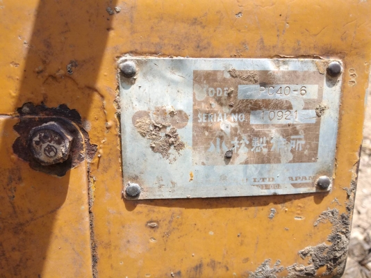 มี VDO ให้ชม.KOMATSU PC40-6 มีหัวคีปปุ้งกี๋ราคา 250,000 มี VDO ให้ชม.KOMATSU PC40-6 มีหัวคีปปุ้งกี๋ราคา 250,000
