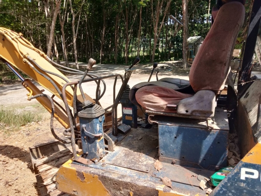 มี VDO ให้ชม.KOMATSU PC40-6 มีหัวคีปปุ้งกี๋ราคา 250,000
