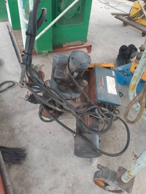 ขายครับ เครน 2 ตัน span 7.5เมตร รอก Maiden ญี่ปุ่น พร้อมใช้ ไม่มีรันเวย์ ราคา 45,000 บาทครับ