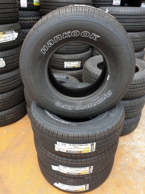 ขายยางใหม่ HANKOOK Dynapro HP2 255-70-15 ปลายปี18 - ราคาชุดละ 9,500 บาท ขายยางใหม่ HANKOOK Dynapro HP2 255-70-15 ปลายปี18 - ราคาชุดละ 9,500 บาท