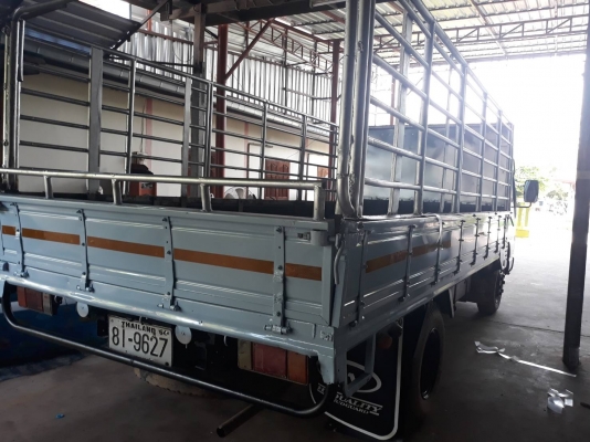ขายรถISUZU120ฝาขาว จดทะเบียนปี44 สภาพสวย เอกสารพร้อมโอน รถพร้อมใช้งานมากๆๆ