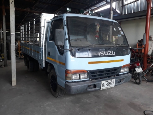 ขายรถISUZU120ฝาขาว จดทะเบียนปี44 สภาพสวย เอกสารพร้อมโอน รถพร้อมใช้งานมากๆๆ